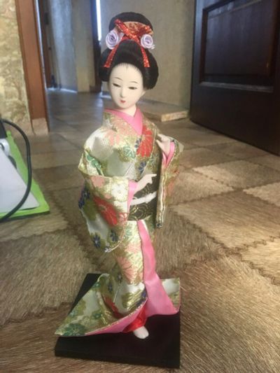 Лот: 15494893. Фото: 1. Статуэтка кукла японская женщина... Фигурки, статуэтки