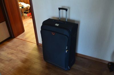 Лот: 7755789. Фото: 1. Чемодан Pology. Чемоданы и сумки дорожные