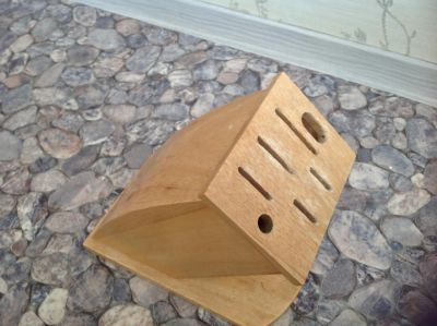 Лот: 5351685. Фото: 1. Подставка под ножи деревянная. Другое (посуда, кухонная утварь)