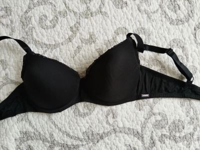 Лот: 25746383. Фото: 1. Бюстгальтер черного цвета. Нижнее бельё