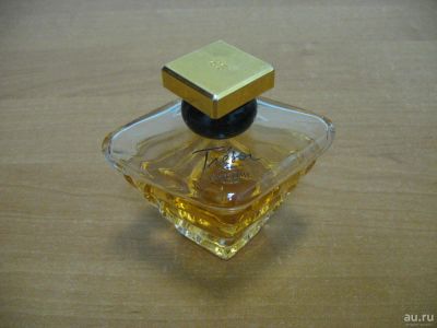 Лот: 9345763. Фото: 1. Парфюмированная вода Трезор. Женская парфюмерия