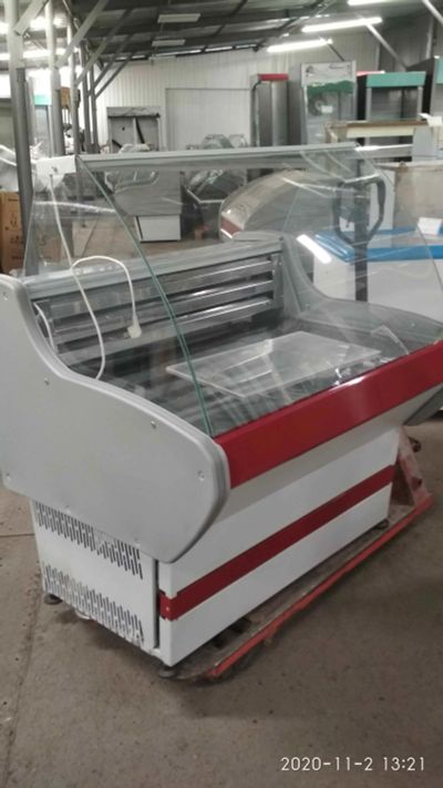 Лот: 16807679. Фото: 1. Холодильная витрина иней 5r-1... Холодильное