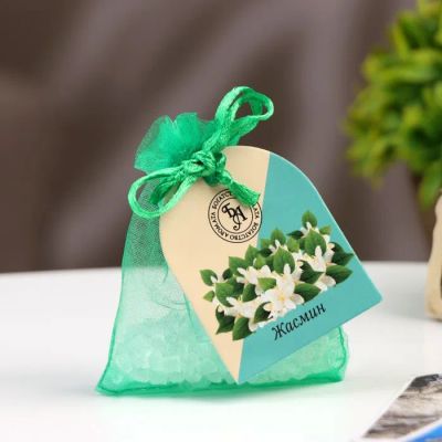 Лот: 25880195. Фото: 1. Аромагорошины в подарочном пакете... Масла, жидкости