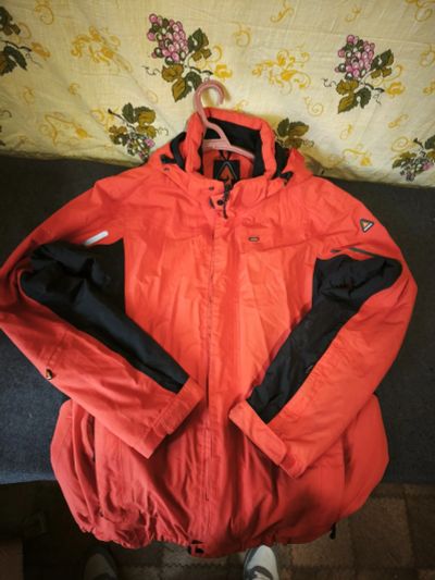 Лот: 25890054. Фото: 1. Куртка icepeak оригинал. Легкие куртки, толстовки