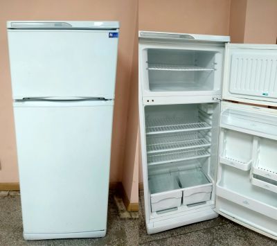 Лот: 13323553. Фото: 1. Холодильник Stinol 242q код 520972. Холодильники, морозильные камеры