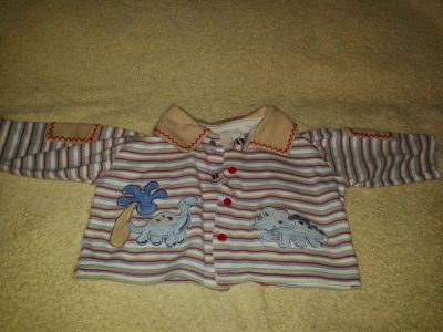 Лот: 5053420. Фото: 1. кофточка в полоску с пинетками... Костюмы, пиджаки, комбинезоны