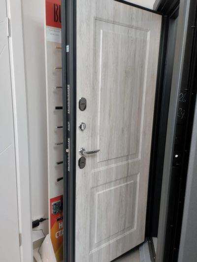 Лот: 20575414. Фото: 1. Двер Центурион с терморазрывом... Двери входные