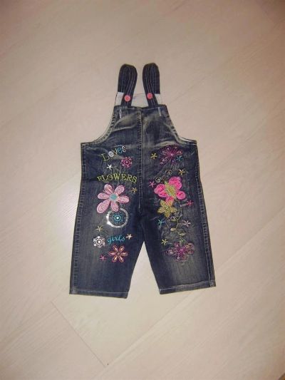 Лот: 3537337. Фото: 1. джинсы на девочку. Брюки, шорты, джинсы