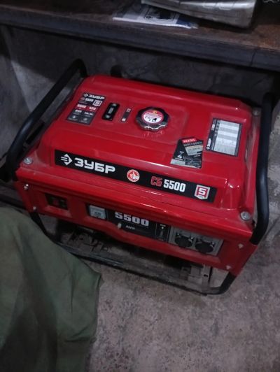 Лот: 25896576. Фото: 1. Бензогенератор ЗУБР СБ5500. Бензо-, мотоинструмент