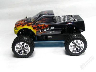 Лот: 927981. Фото: 1. Радиоуправляемая машина Thwarter... Автомоделизм