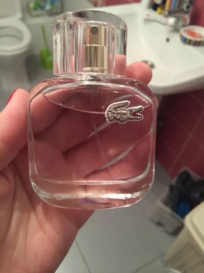 Лот: 7117996. Фото: 1. Духи Eau de Lacoste L.12.12 Pour... Женская парфюмерия