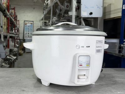 Лот: 25900345. Фото: 1. Рисоварка бу. Пищевое