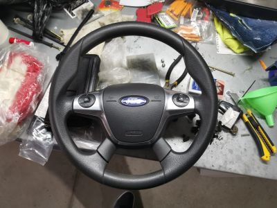 Лот: 14775024. Фото: 1. Рулевое колесо Ford Focus 3. Салон