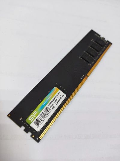 Лот: 19603077. Фото: 1. Оперативная память 4GB DDR4 Silicon... Оперативная память