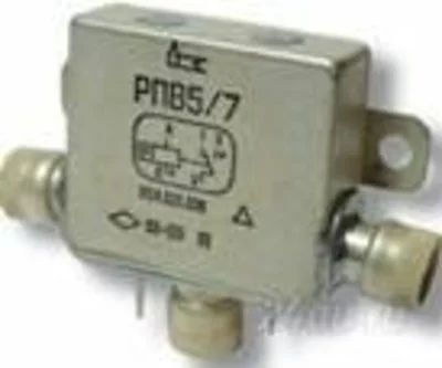 Лот: 824428. Фото: 1. Высокочастотное реле РПВ 5/7. Реле, тумблеры, переключатели