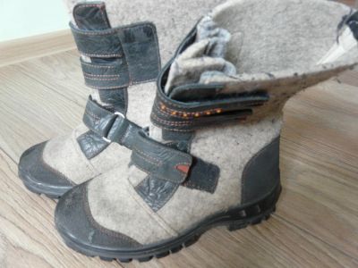 Лот: 7779936. Фото: 1. Валенки Котофей р.35. Валенки, угги, унты