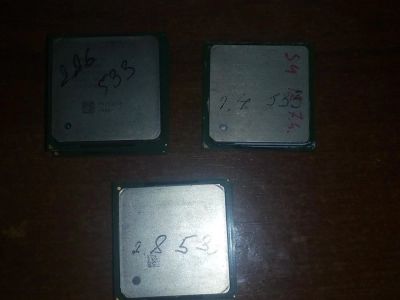 Лот: 9686955. Фото: 1. Центральный процессор Intel Pentium... Процессоры
