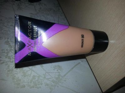 Лот: 3843871. Фото: 1. Крем тональный Максфактор. Макияж