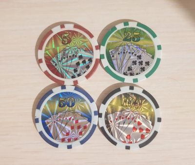 Лот: 25882715. Фото: 1. Фишки для покера с номиналом. Другое (спортивные товары)