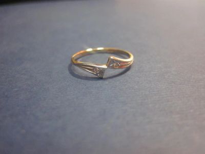 Лот: 3074040. Фото: 1. Кольцо золотое 585 проба! Вставка... Кольца, перстни