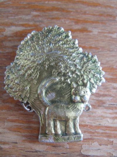 Лот: 15685300. Фото: 1. Значок Лукоморье Кот ученый Дуб... Юбилейные