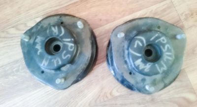 Лот: 6826273. Фото: 1. Опоры передних стоек тойота ипсум... Ходовая, подвеска, рулевое управление