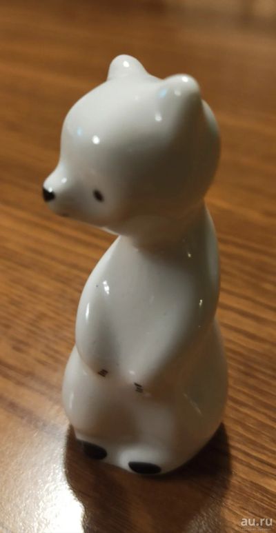 Лот: 18310524. Фото: 1. Статуэтка миниатюра медвежонок... Фарфор, керамика