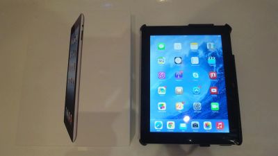 Лот: 3270396. Фото: 1. Apple iPad 3 (The New iPad) Retina... Планшеты