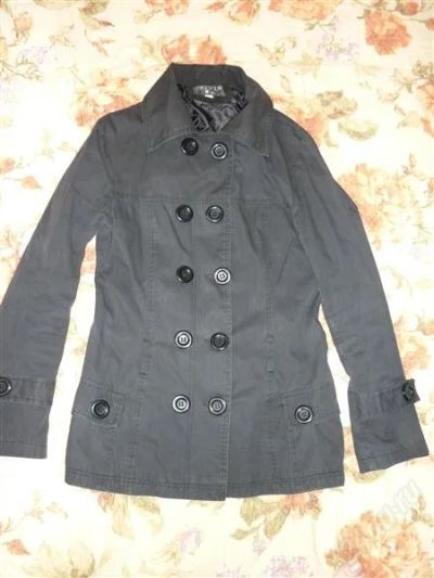 Лот: 891643. Фото: 1. Плащ 42 размер. Верхняя одежда