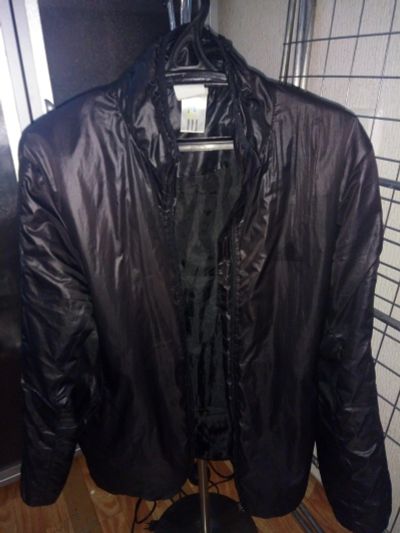 Лот: 16439395. Фото: 1. Куртка ветровка. Другое (одежда, обувь, галантерея)