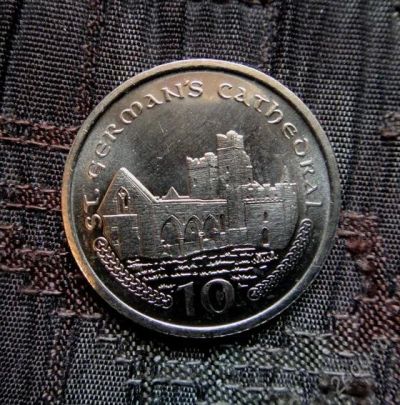 Лот: 784096. Фото: 1. Монета острова Мэн с изображением... Великобритания и острова