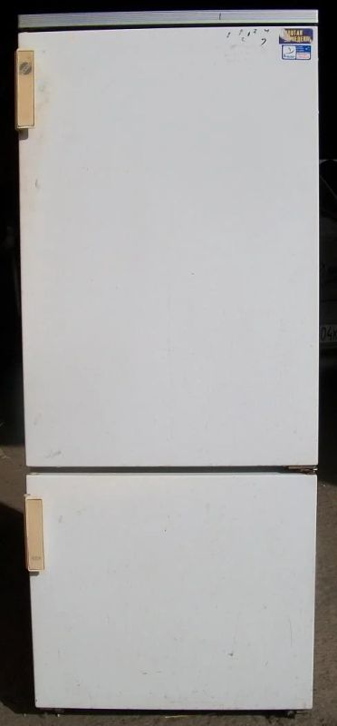 Лот: 3996688. Фото: 1. Холодильник + морозилка Бирюса-18. Холодильники, морозильные камеры
