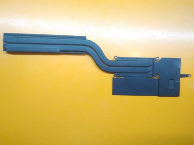 Лот: 25896354. Фото: 1. Б/У исправный радиатор, термотрубка... Запчасти для ноутбуков