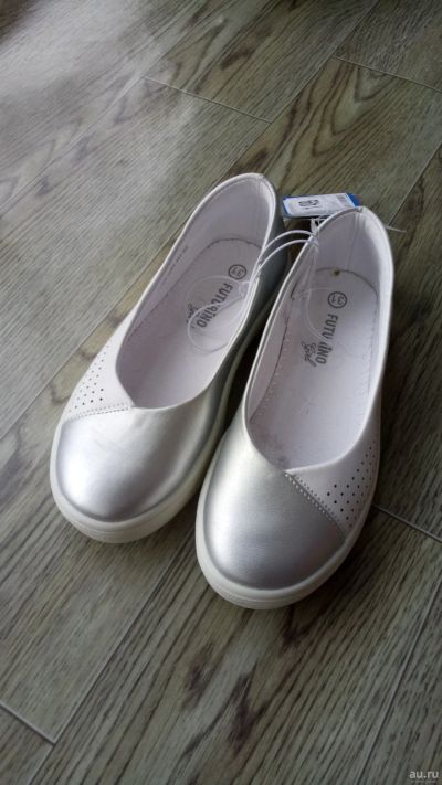 Лот: 18029945. Фото: 1. Туфли белые, размер 31, для девочки... Туфли