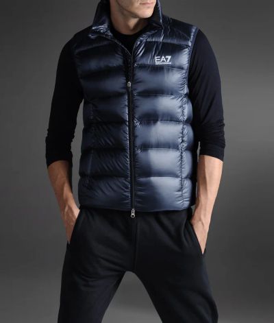 Лот: 4742805. Фото: 1. Жилет мужской EA7 Emporio Armani... Верхняя одежда