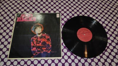 Лот: 25899902. Фото: 1. " Эдита Пьеха " большая виниловая... Аудиозаписи