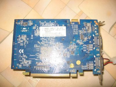 Лот: 3113215. Фото: 1. Видеокарта 8600 gt 256mb. Видеокарты