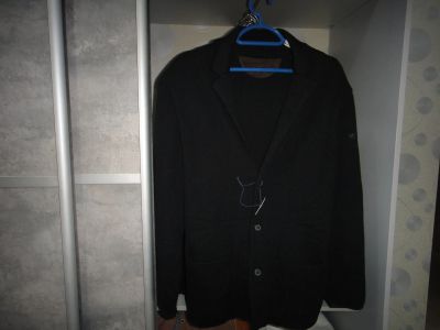 Лот: 25899990. Фото: 1. Трикотажный шерстяной пиджак в... Пиджаки