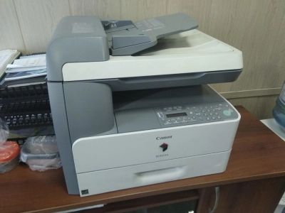 Лот: 11037421. Фото: 1. МФУ Canon IR1024A (жует бумагу... МФУ и копировальные аппараты