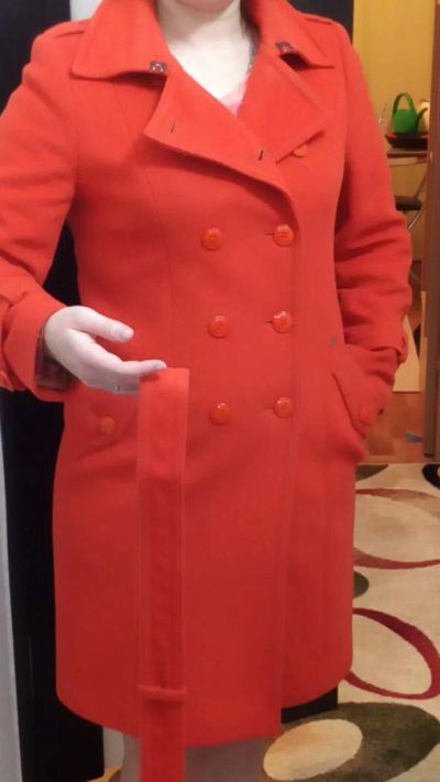 Лот: 10242326. Фото: 1. Пальто демисезонное,жен. Верхняя одежда