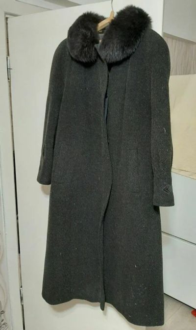 Лот: 19667874. Фото: 1. Пальто женское. Верхняя одежда