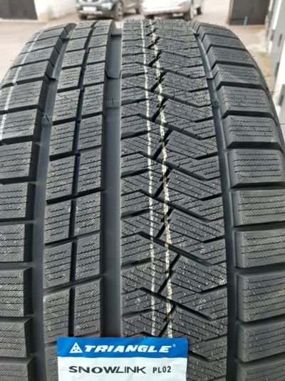 Лот: 25890317. Фото: 1. 235/60 R18 Triangle Snowlink PL02. Шины
