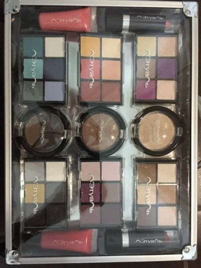 Лот: 12959576. Фото: 1. Многофункциональный бьюти кейс... Макияж