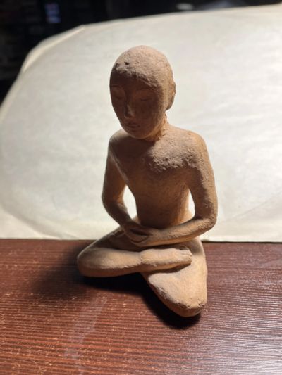 Лот: 20858836. Фото: 1. Статуэтка Будда в позе лотоса. Скульптуры
