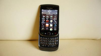 Лот: 3169181. Фото: 1. Продам смартфон BlackBerry 9800... Смартфоны