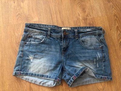 Лот: 13939583. Фото: 1. Шорты. Брюки, шорты