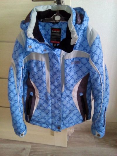 Лот: 11268506. Фото: 1. Лыжная куртка на девочку 8-10... Верхняя одежда