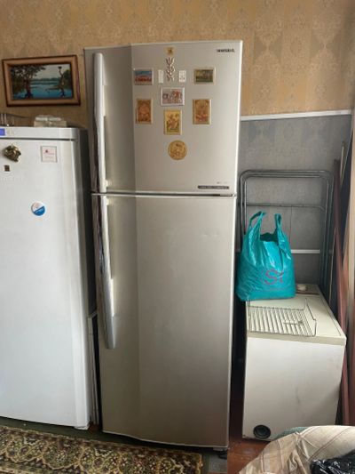 Лот: 21723172. Фото: 1. Холодильник Toshiba GR-M49TR. Холодильники, морозильные камеры