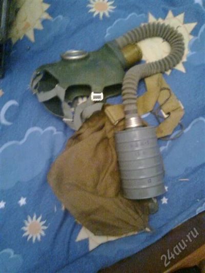 Лот: 1584248. Фото: 1. противогаз с длинным хоботом... Противогазы, респираторы