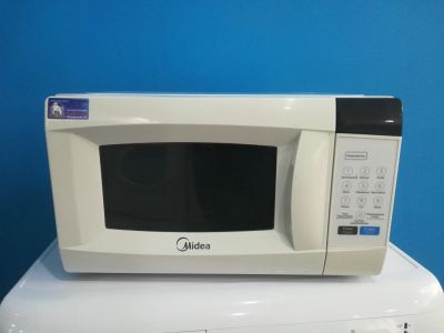 Лот: 21691234. Фото: 1. Микроволновая печь Midea EM720CKE... Микроволновки, мини-печи